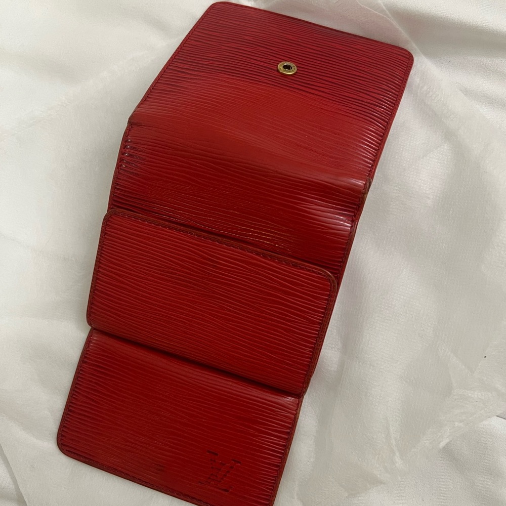 Authentic Red LV Wallet - Picture 10 of 10